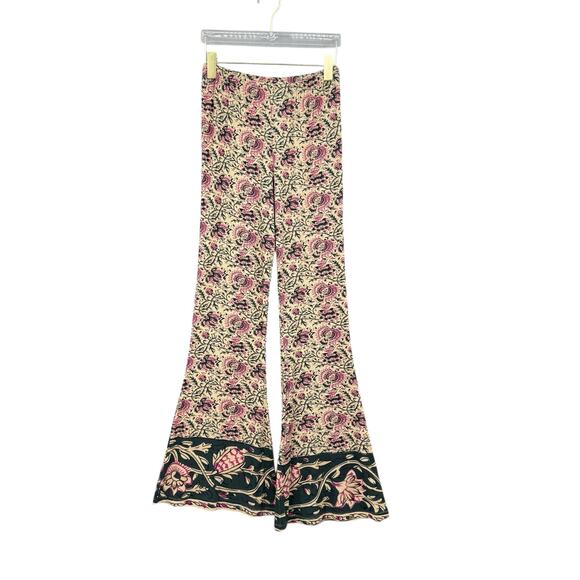 Chaser NWT Casual Multicolor Flowy Floral Printed Flare Pants - Picture 2 of 8